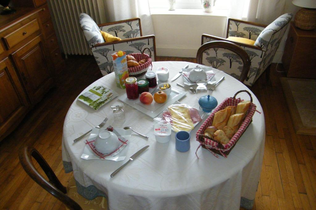 فيتيل Chambre D'Hotes Jules & Annette الغرفة الصورة